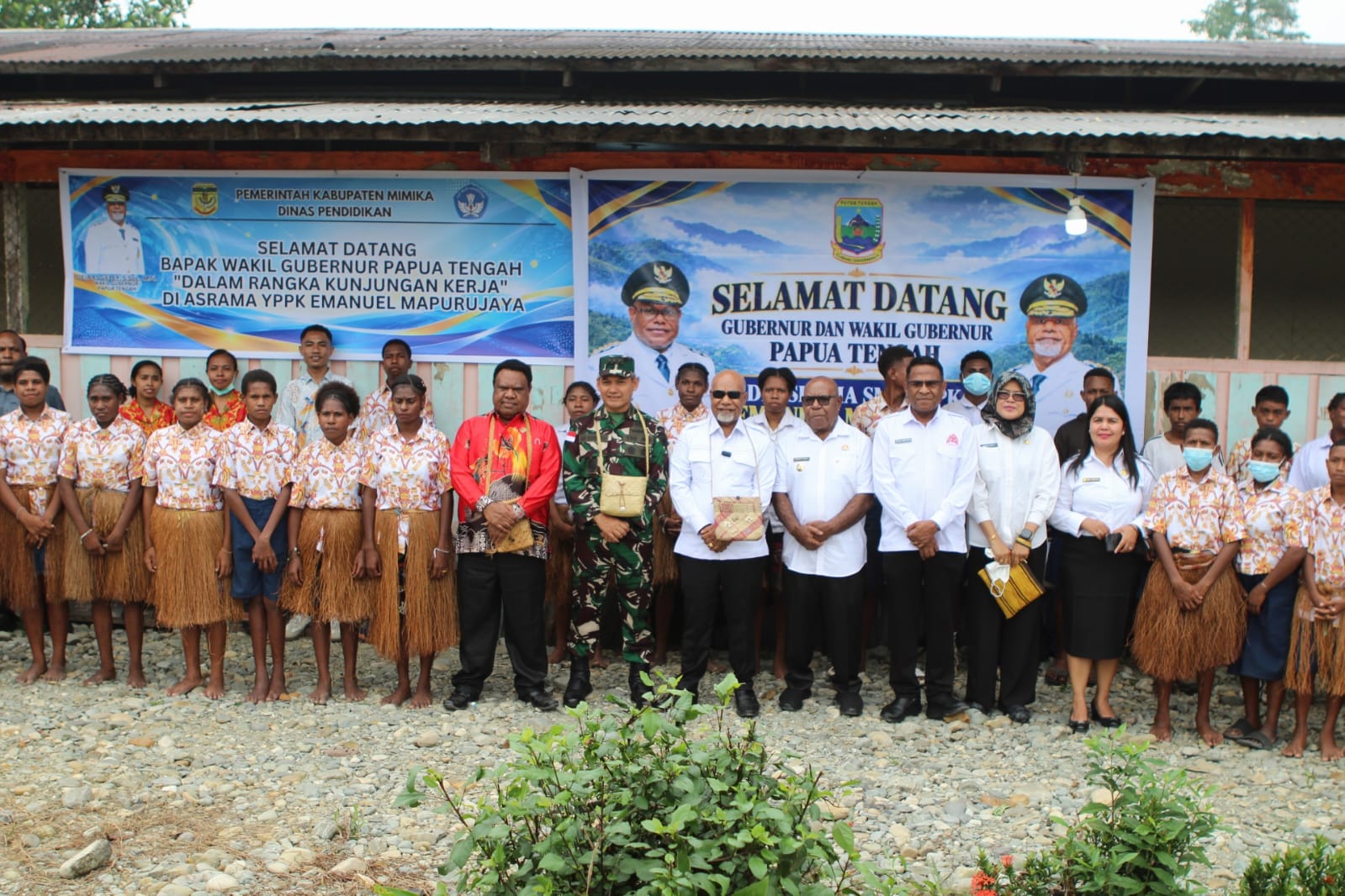 WAKIL GUBERNUR PAPUA TENGAH LAKUKAN KUNJUNGAN KERJA KE MIMIKA, TINJAU SEJUMLAH LOKASI STRATEGIS DAN RENCANA PEMBANGUNAN BLK KOPERASI UMKM