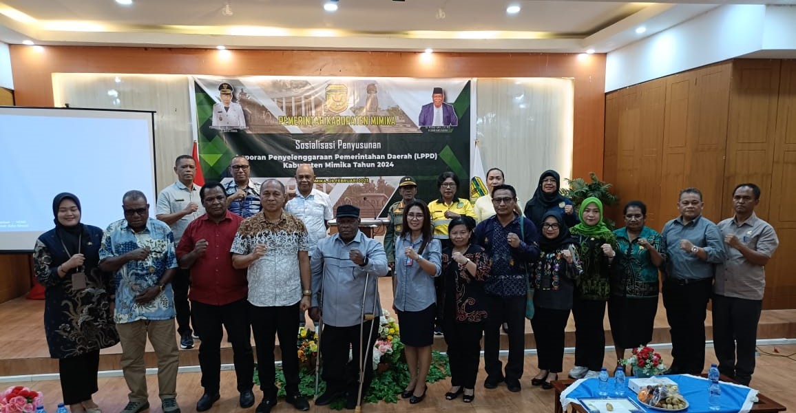 DPRK Mimika Gelar Rapat Paripurna Penetapan Bupati dan Wakil Bupati Terpilih Periode 2025 - 2030