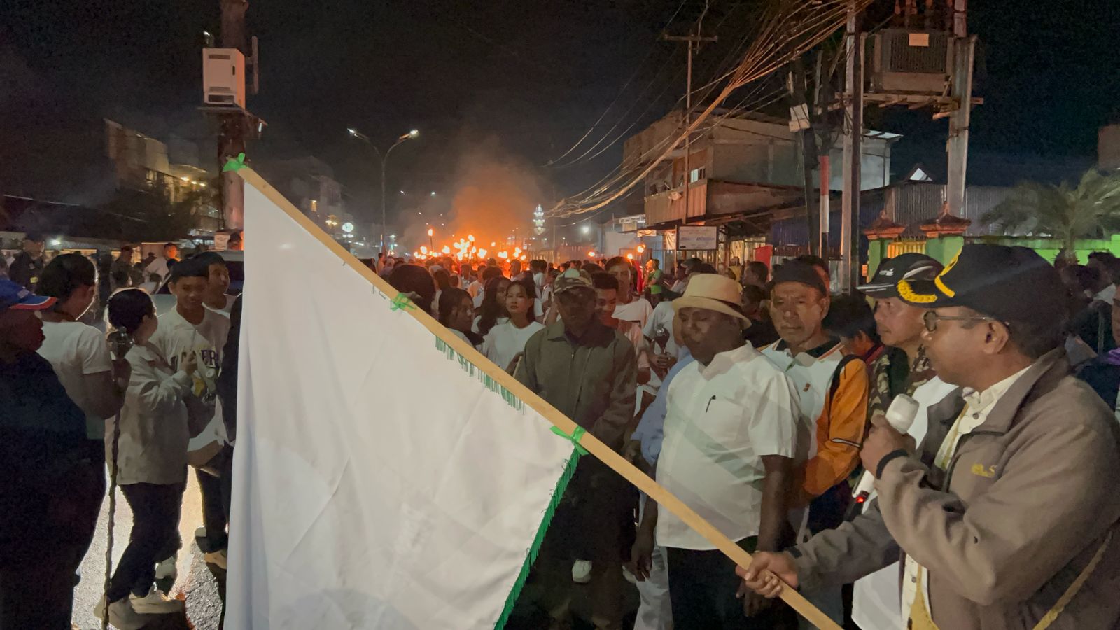 Umat Kristiani Mimika Sambut Paskah dengan Pawai Obor