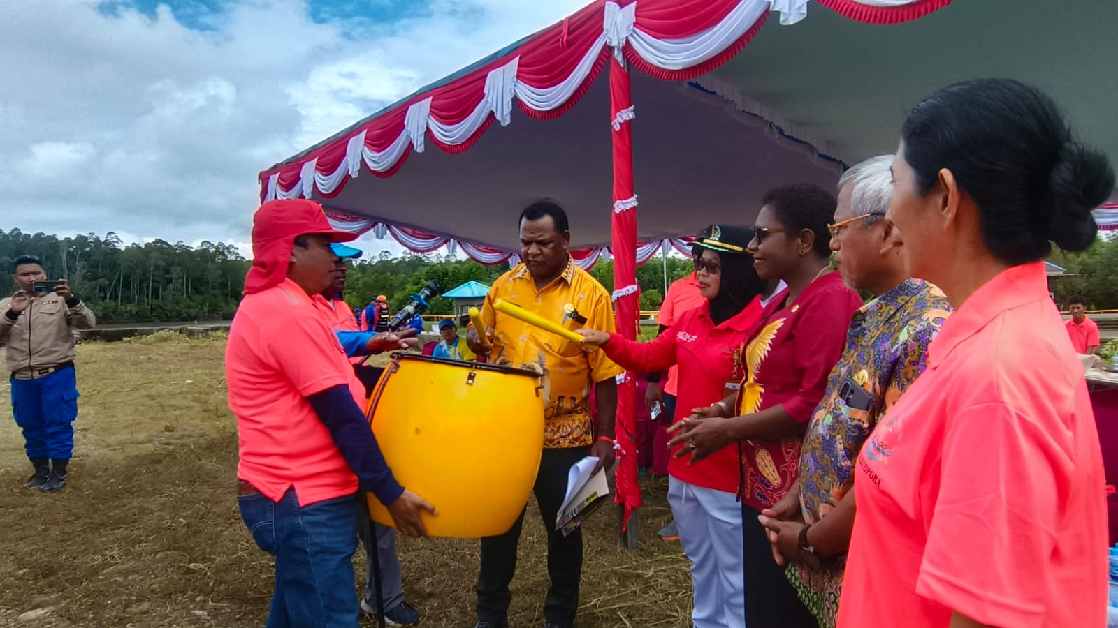 Disparbudpora Mimika Gelar Kejuaraan Multi Event Dayung Tingkat SMP dan SMA