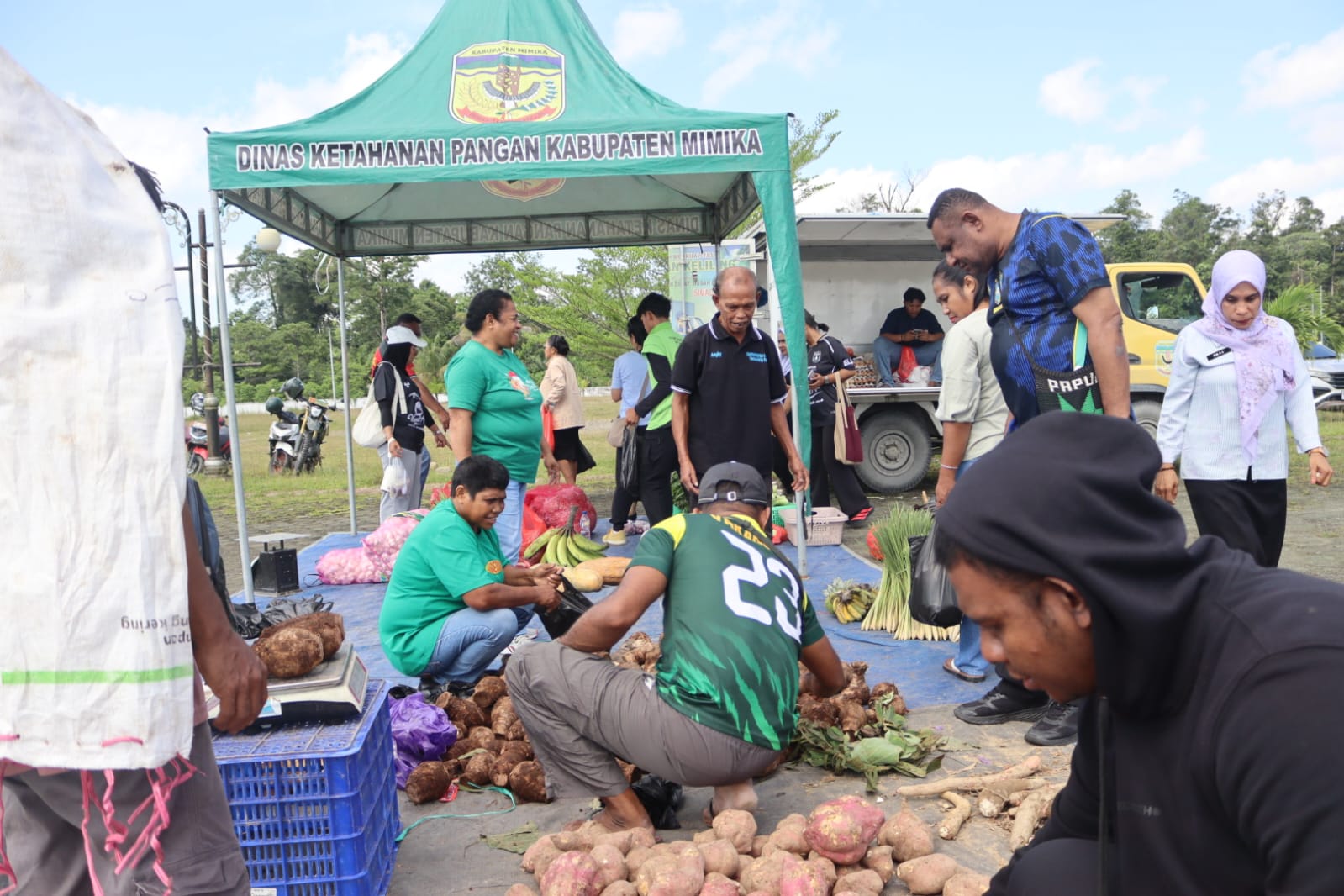 Kios Pangan Keliling Hadir di Mimika, Perkuat Ekonomi Mama-Mama Papua dan Jaga Stabilitas Harga