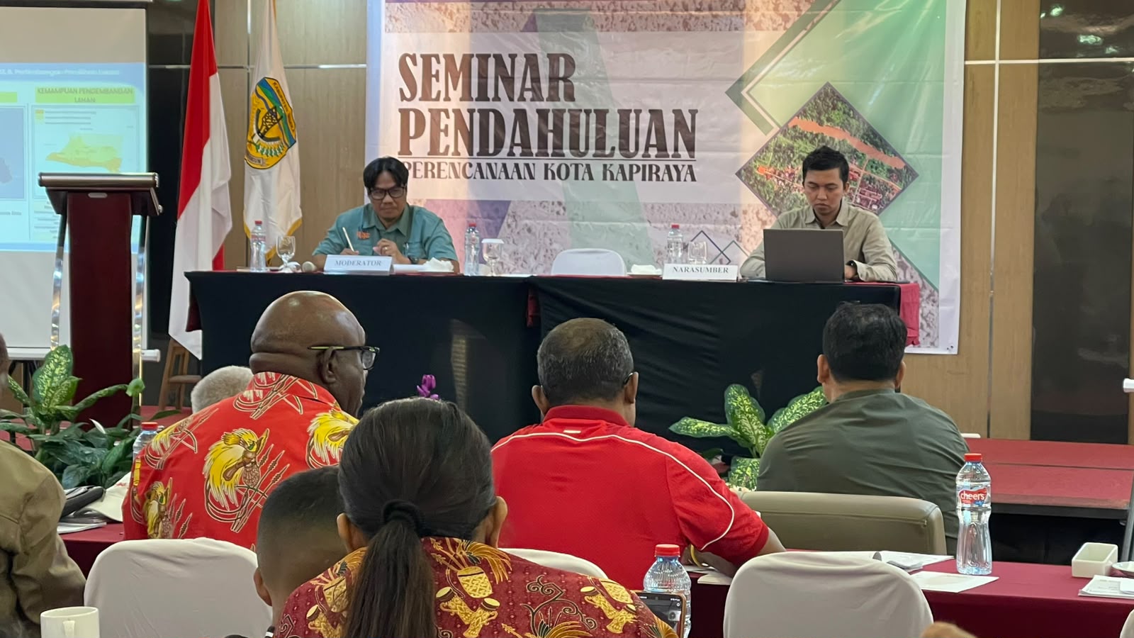 Bupati Mimika Hadiri Seminar Pendahuluan Perencanaan Kota Kapiraya
