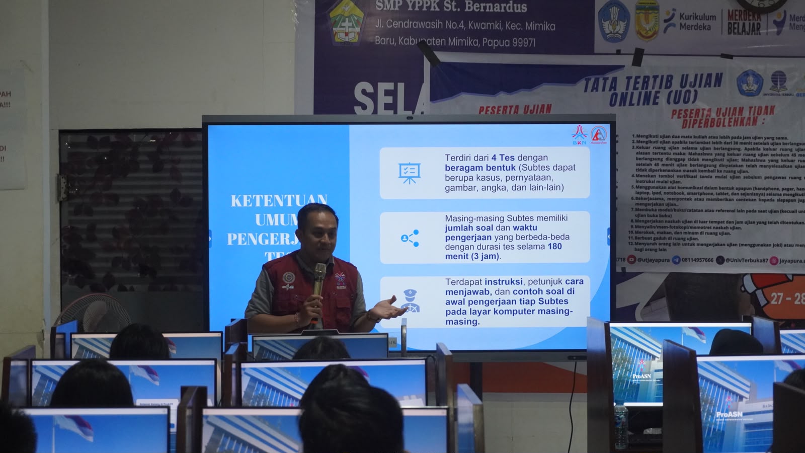 Hari Kedua Profiling ASN Mimika 2026 Berlanjut, 228 Peserta Ikuti Ujian di SMP YPPK St. Bernardus