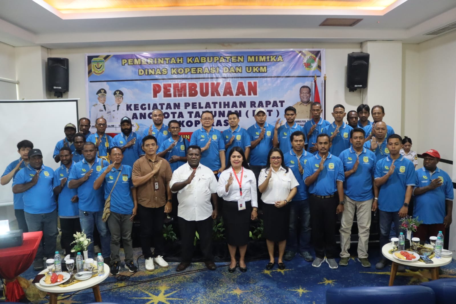 Perkuat Tata Kelola Koperasi, Dinas Koperasi dan UMKM Mimika Gelar Pelatihan RAT