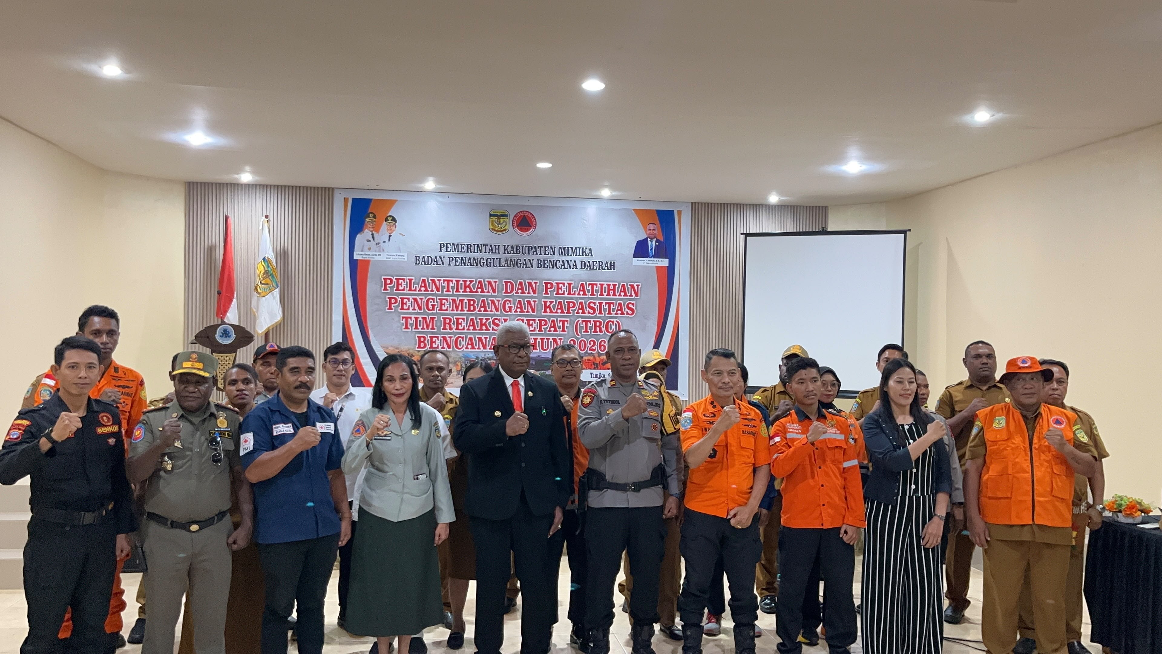 Pelantikan dan Pembinaan TRC-PB BPBD Mimika Perkuat Kesiapsiagaan Penanggulangan Bencana