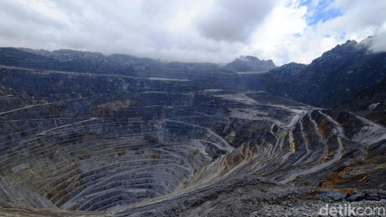 Pemda Mimika dan Pemprov Papua Berebut 10% Saham Freeport