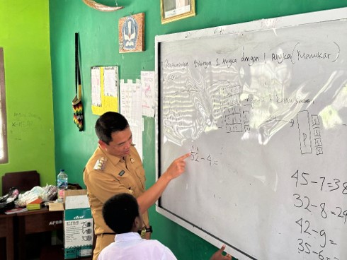 PJ Bupati Pantau Program GASING, Hasilnya Signifikan Tingkatkan Kemampuan Numerik Siswa
