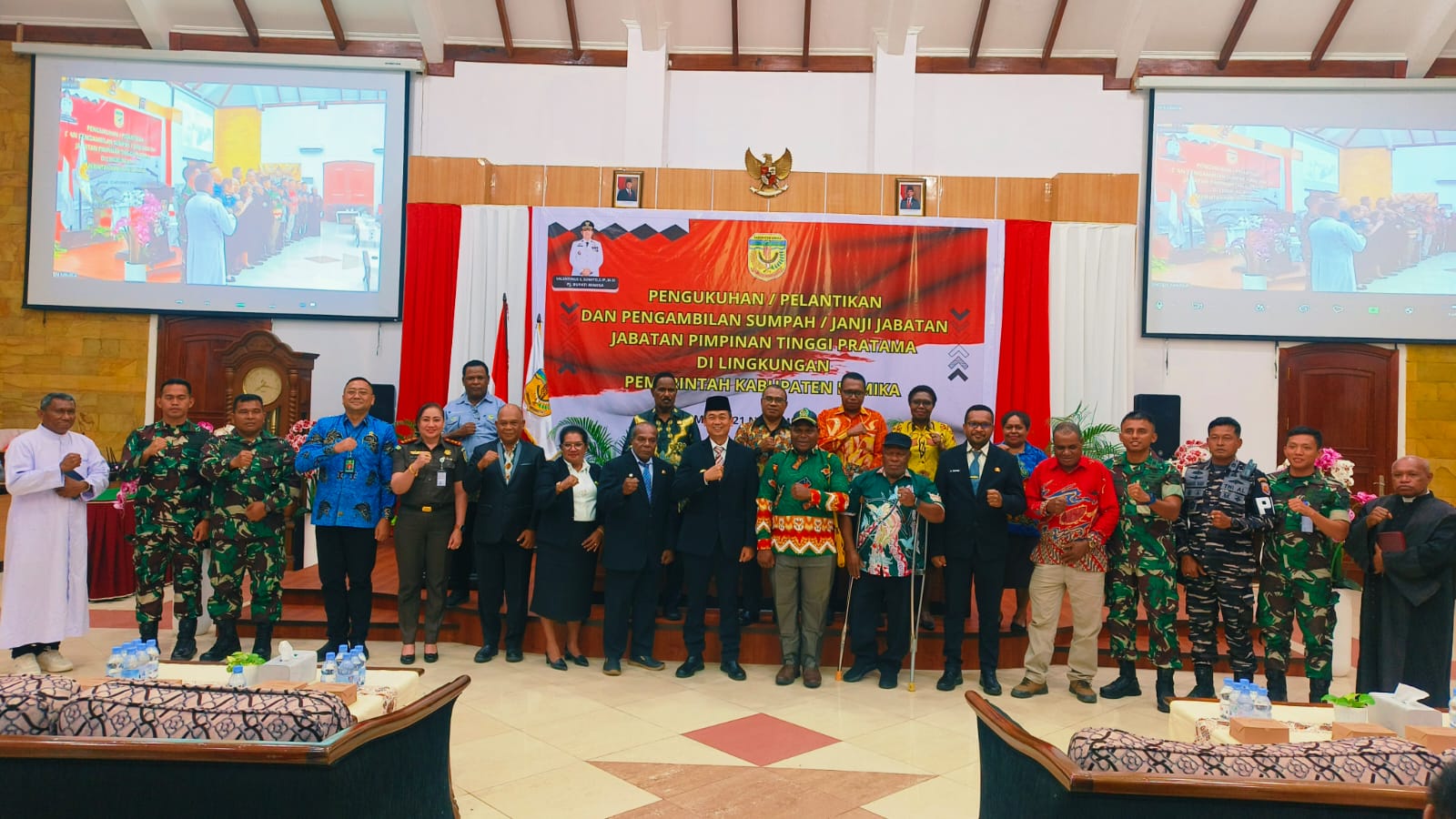 Pj Bupati Mimika Lantik Jabatan Pimpinan Tinggi Pratama di Lingkup Pemkab Mimika