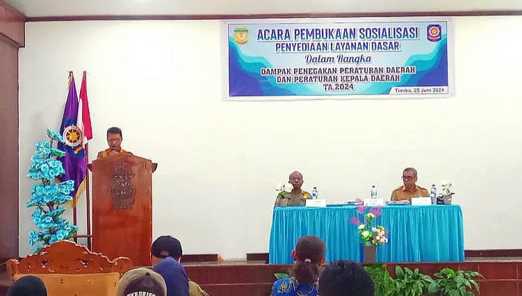 Satpol PP Mimika: Gelar Sosialisasi Penyediaan Layanan Dasar Kepada Masyarakat dan Pengusaha.