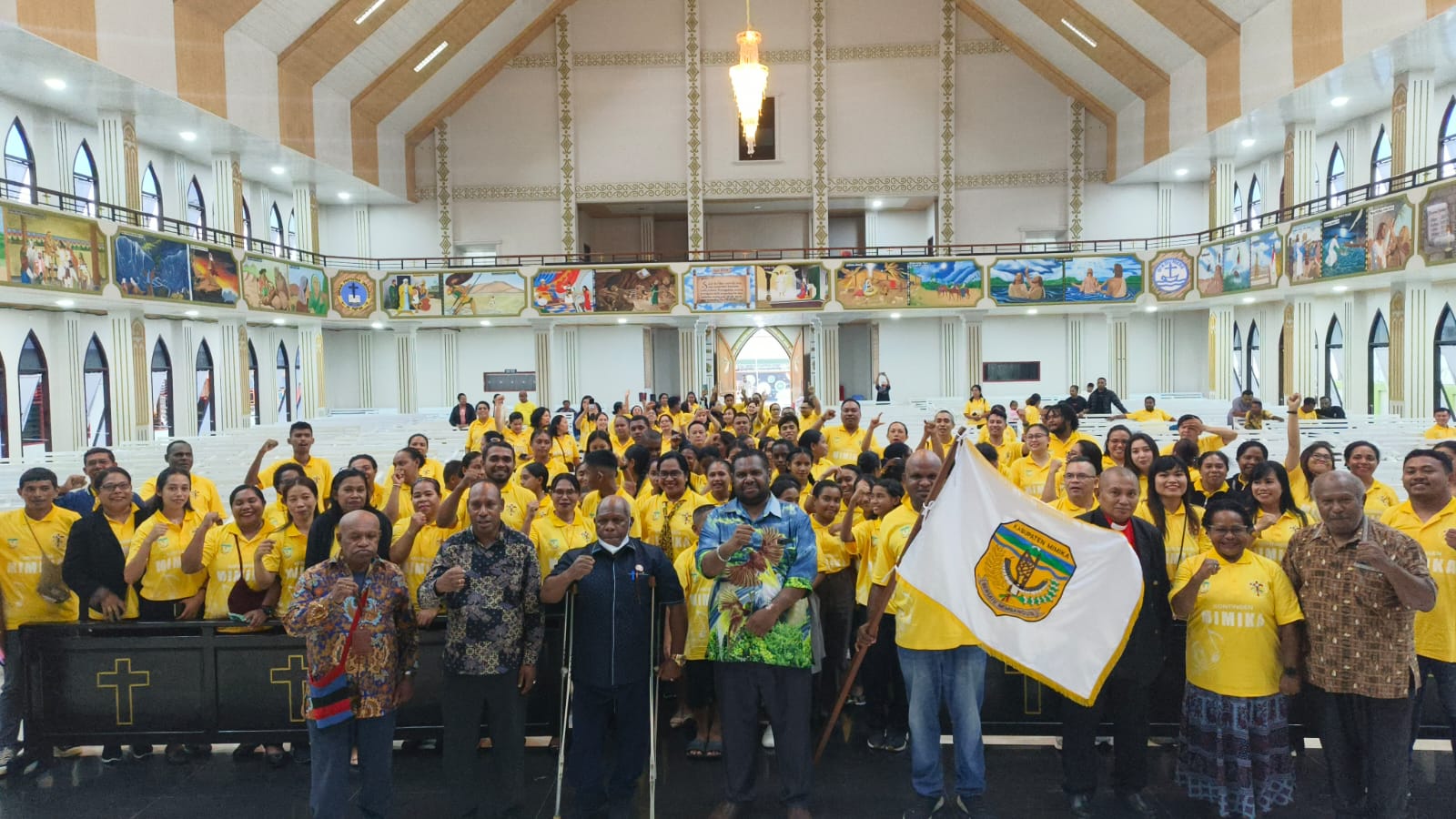 Pj Sekda Mimika Lepas Kontingen Pesparawi Kabupaten Mimika