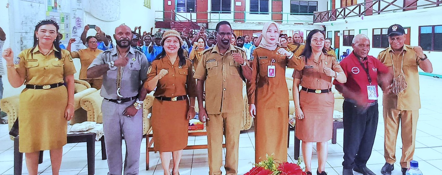 Majukan Budaya Mimika, Disparbudpora Gandeng Lemasa Gelar Pelatihan Kerajinan Tangan Suku Amungme
